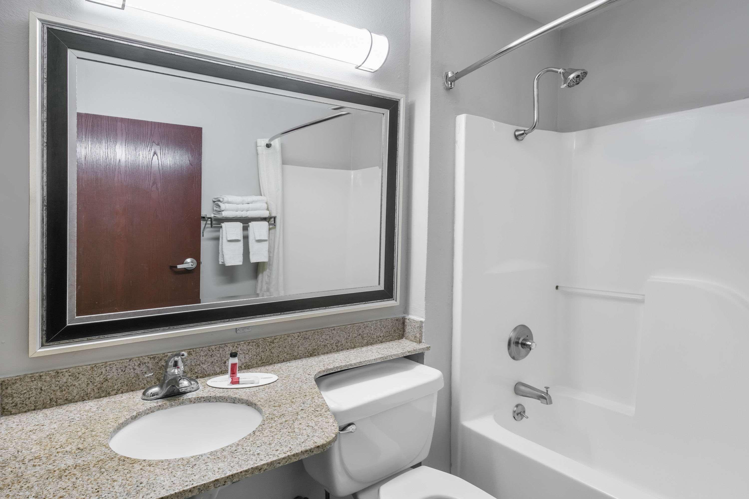 Microtel Inn&suites Lafayette