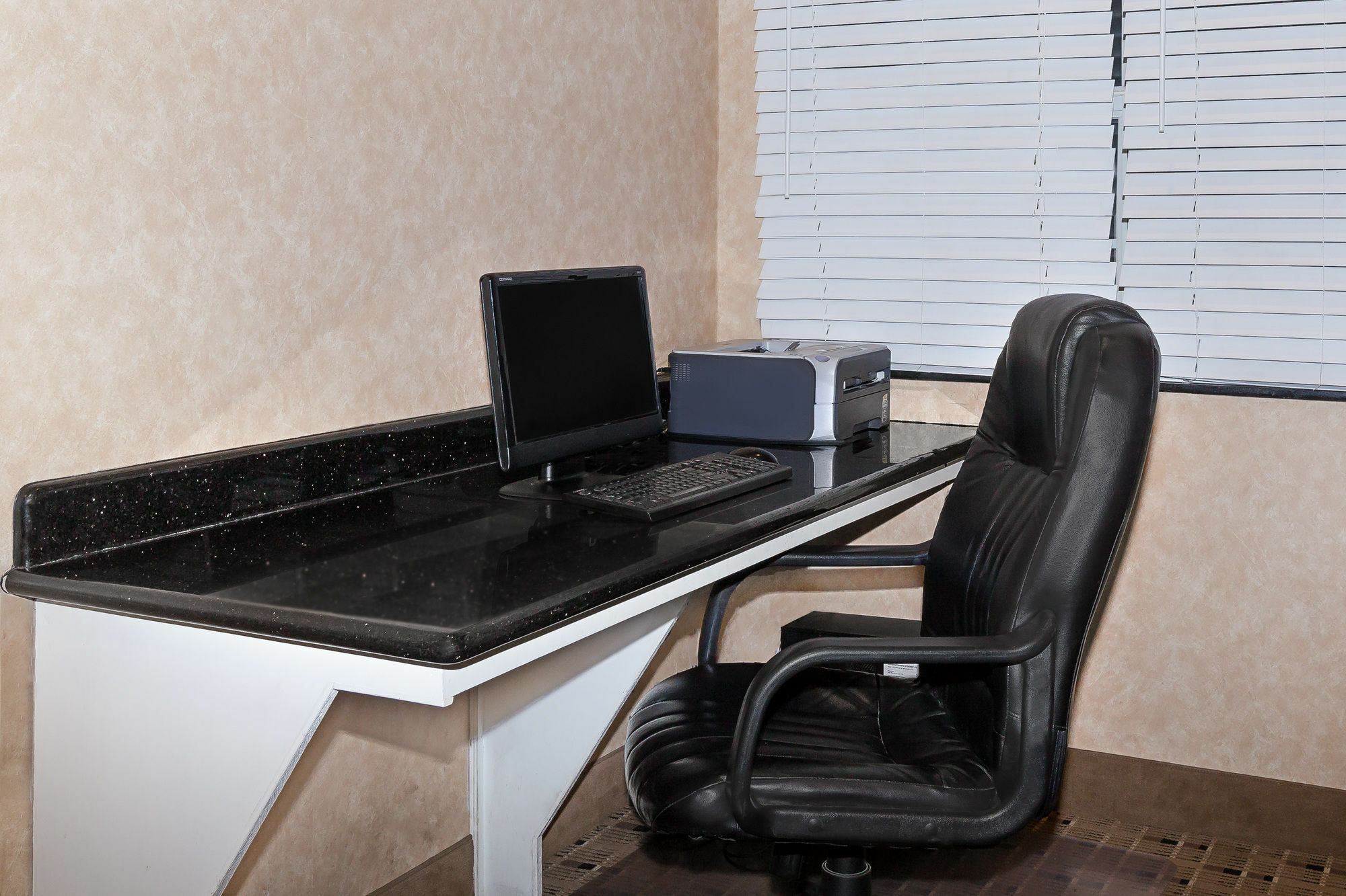 Microtel Inn&suites Hotel
